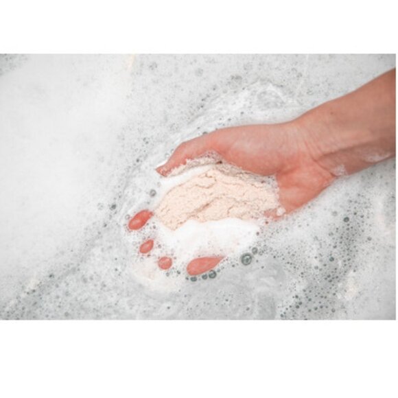 Bathorium CRUSH Bath Soak Eucalyptus Apothecary Rejuvenating 120g *3 = 360g New - Picture 5 of 7